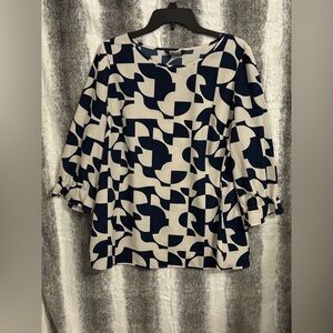 Bloomchic Navy/White Geometric Print Blouse size 1X (14-16)